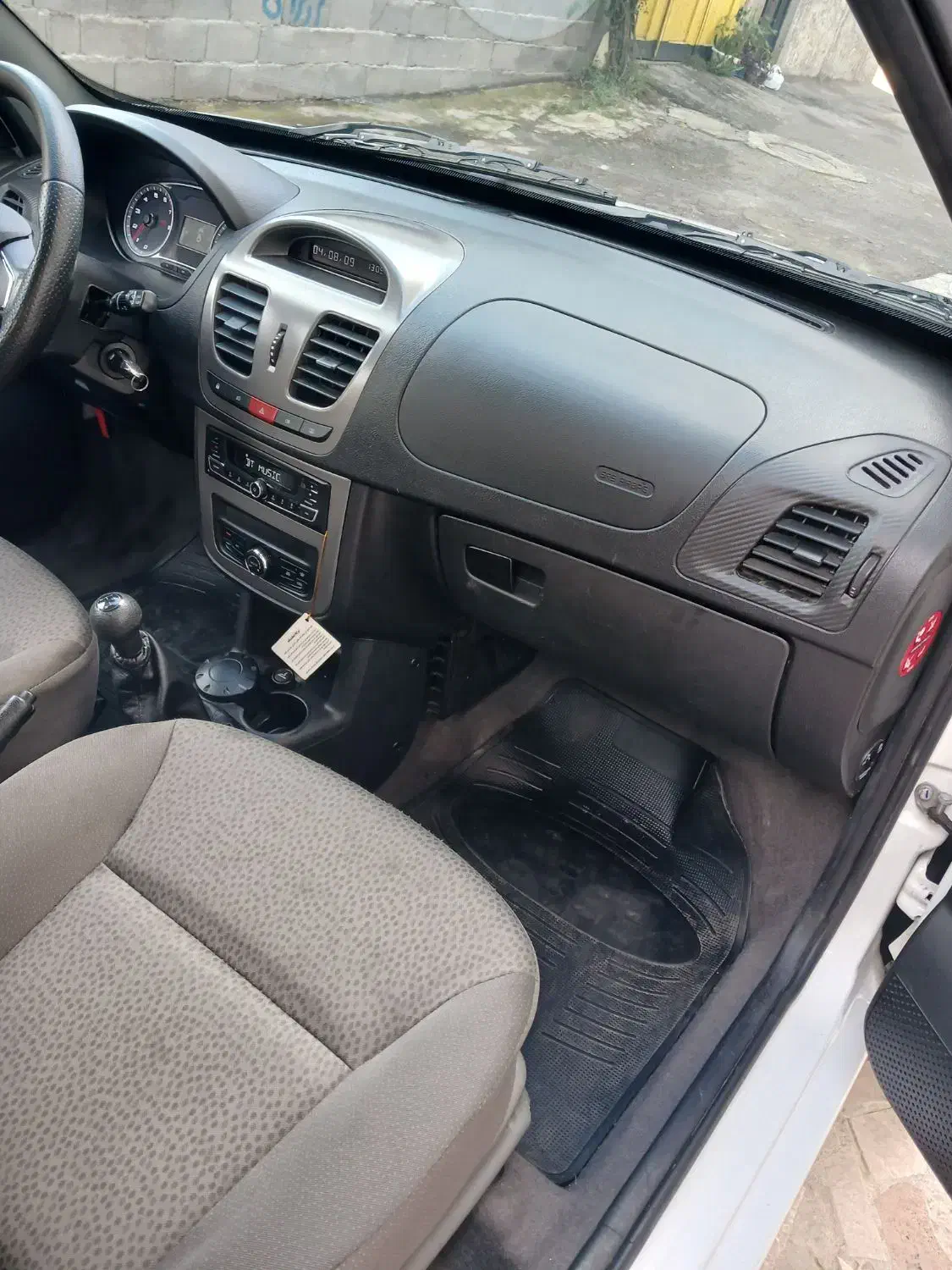 ساینا s استاندارد ۸۵ گانه|خودرو سواری و وانت|رشت, دخانیات|دیوار