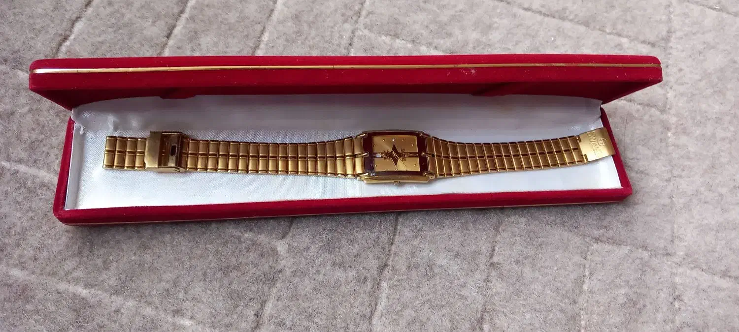 ساعت مردانه سوسیتار اصل مال ۲۳ سال پیش هست|ساعت|اردبیل, |دیوار