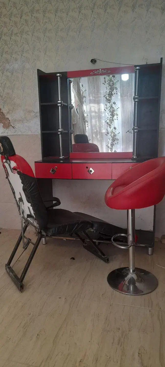 صندلی جک دار|آرایشگاه و سالن‌های زیبایی|سبزوار, شرق کال عیدگاه|دیوار