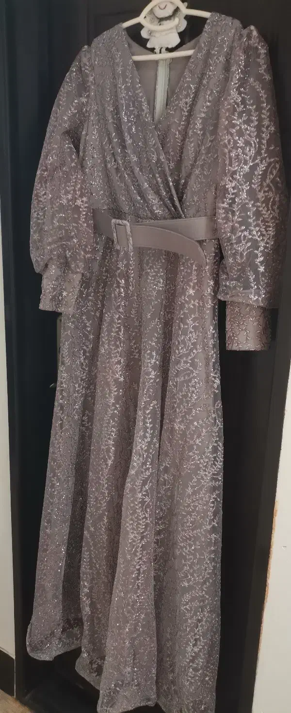 خیلی تمیز|لباس|طبس, |دیوار