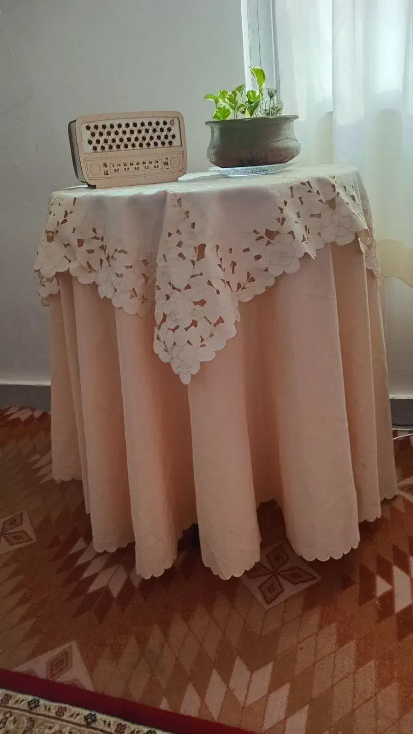 میز خاطره|میز و صندلی غذاخوری|فومن, |دیوار