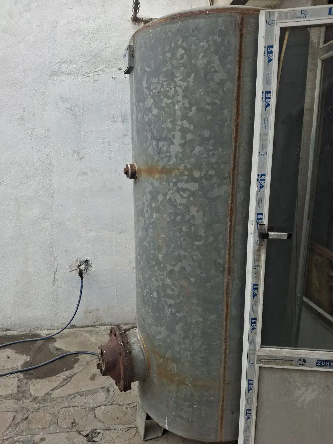 کوئیل هزار لیتری سالم  FIRE|آبگرمکن، پکیج، شوفاژ|سنندج, |دیوار