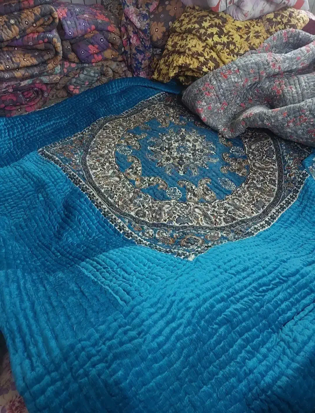لحاف کرسی دست دوز مدل سبحان فیروزه‌ای با لوازمات|رختخواب، بالش، پتو|تهران, یافت آباد جنوبی|دیوار