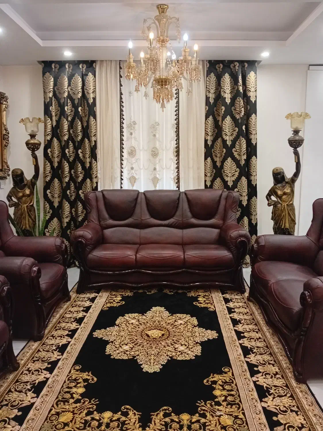 مبلمان ۷ نفره ساخت ایتالیا|مبلمان خانگی و میز عسلی|تهران, امیریه|دیوار