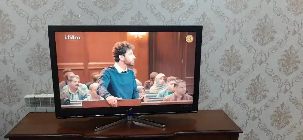 تلوزیون ال سی دی ۴۲ اینچ جی وی سی|تلویزیون و پروژکتور|تهران, نیروی هوایی (پیروزی)|دیوار