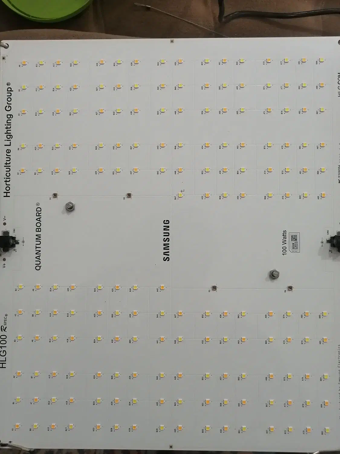 فروش پروژکتور رشد گیاه|گل و گیاه طبیعی|برازجان, |دیوار