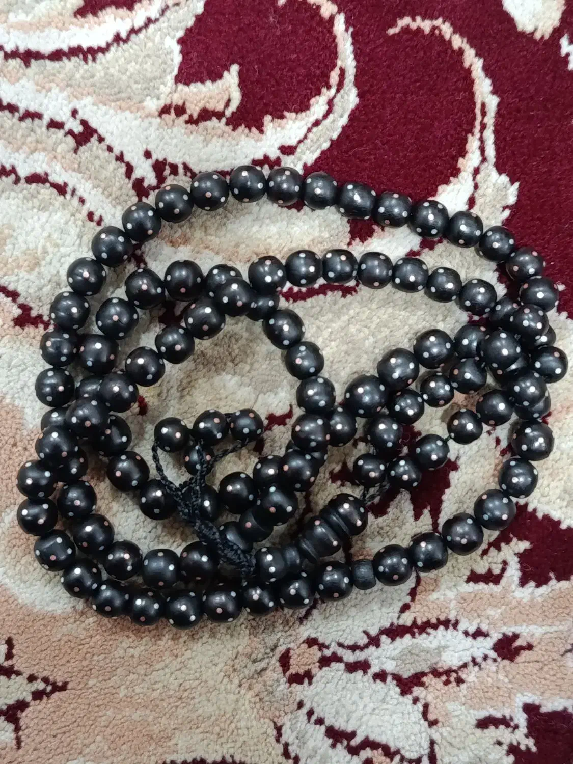 تسبیح  زندان باف|بدلیجات|بندر امام خمینی, |دیوار