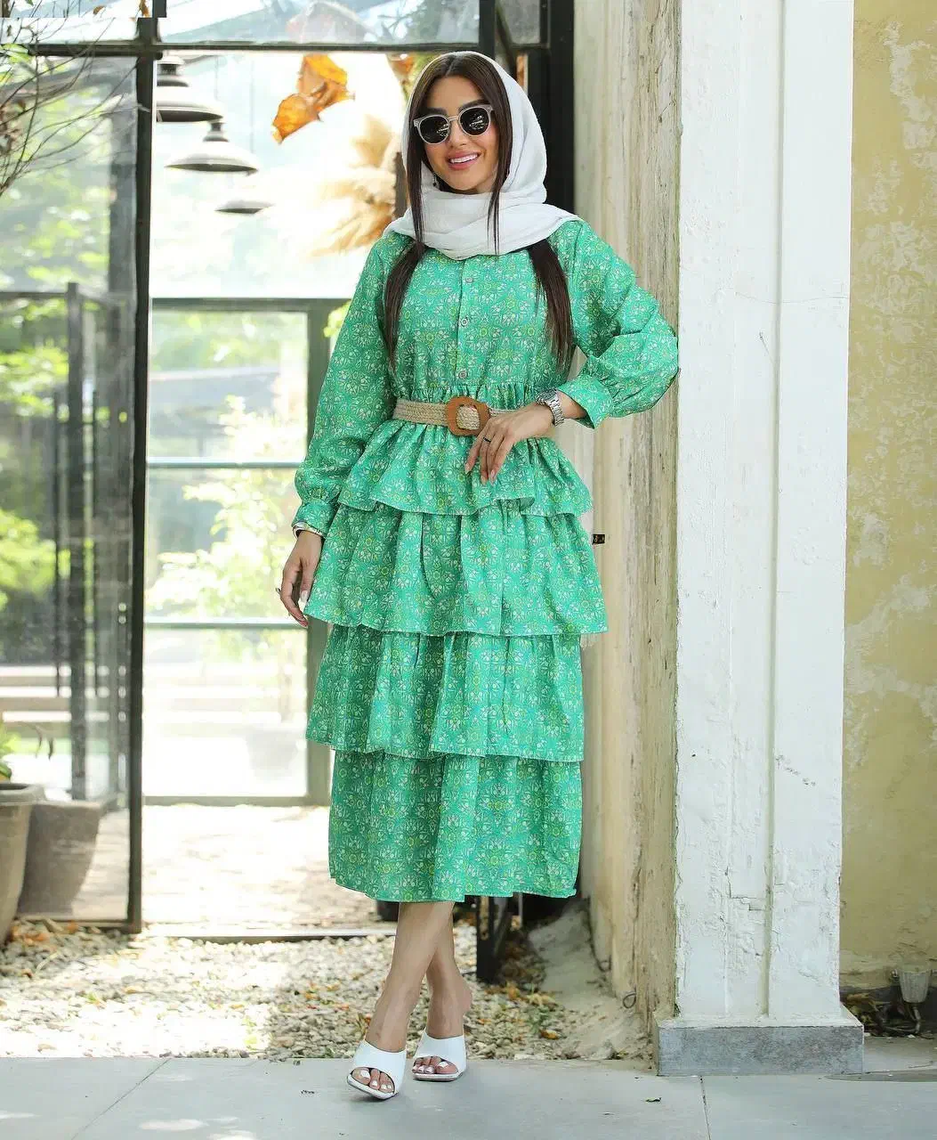 لباس مجلسی|لباس|اصفهان, نقش جهان|دیوار