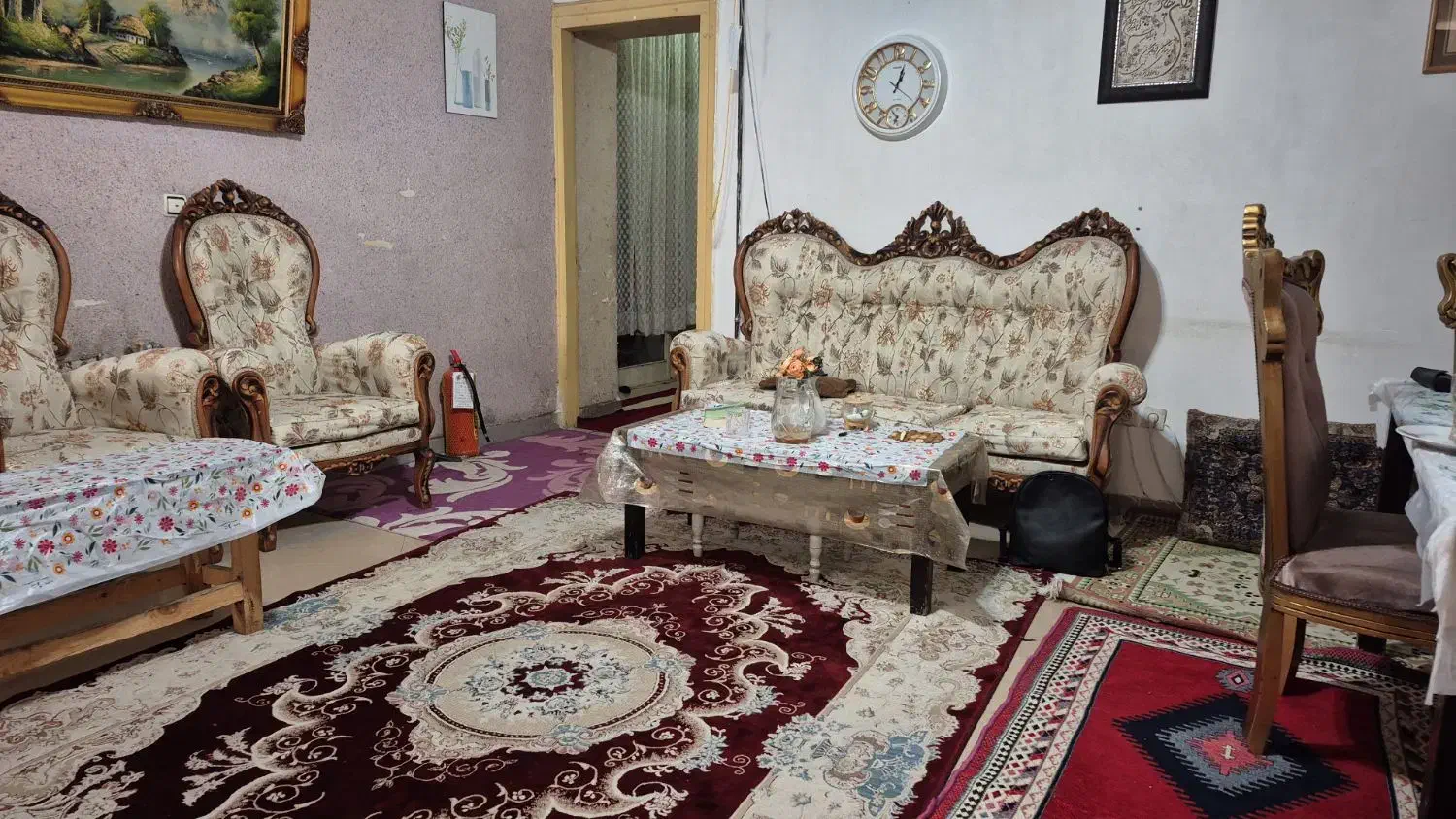 اجاره به خانم های شاغل یا دانشجو