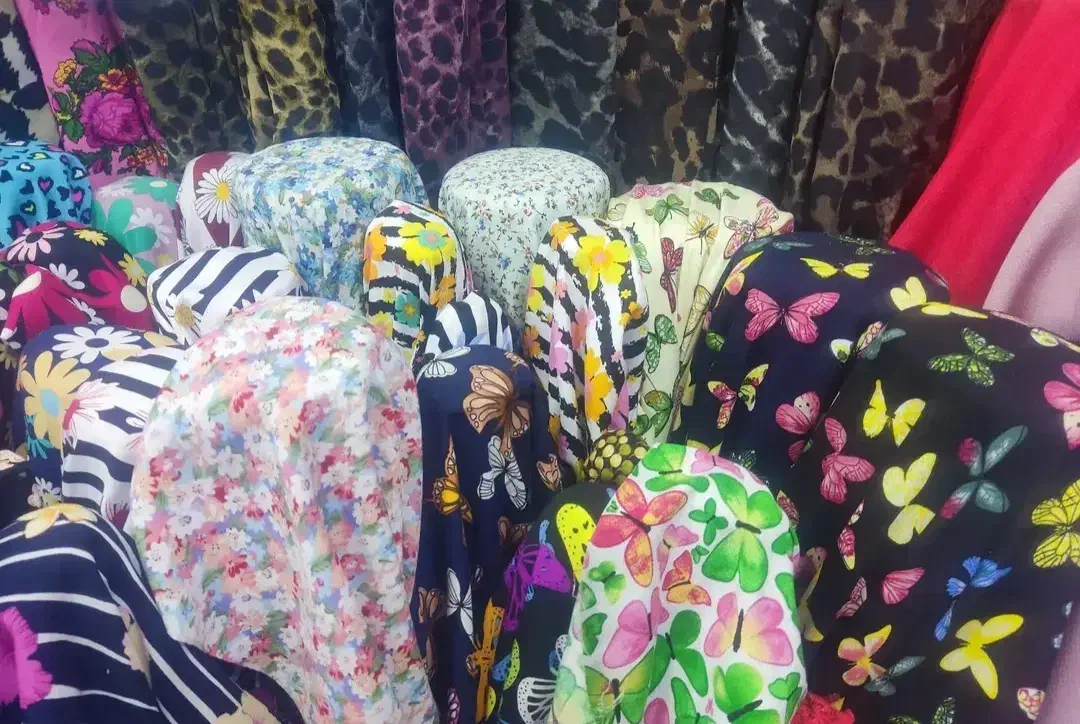 لباس|لباس|بیلوار, |دیوار