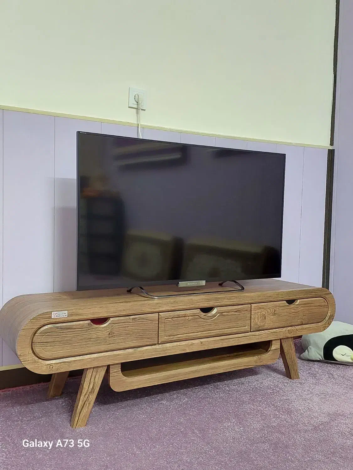 تلوزیون سونی اصلی LEDهمراه بامیزنو|تلویزیون و پروژکتور|قم, میرزائیه|دیوار