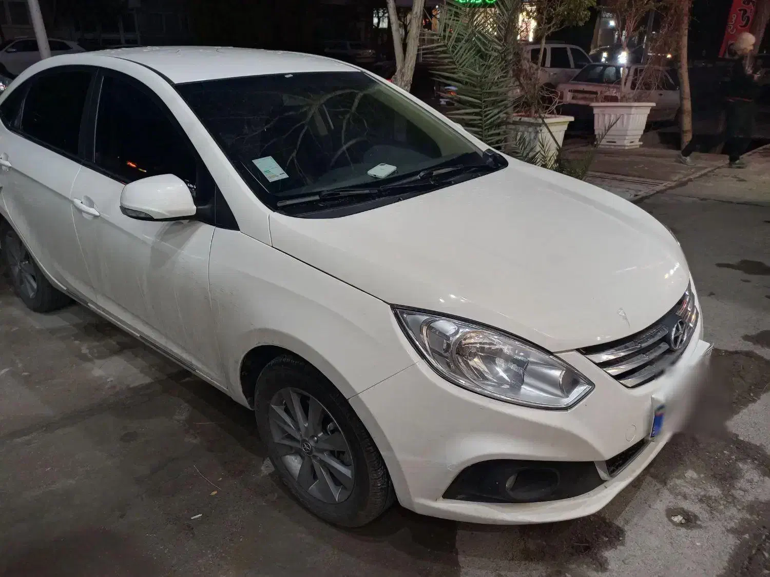 جک j4 مدل 1403 کیلومتر جدید|خودرو سواری و وانت|کرمان, |دیوار