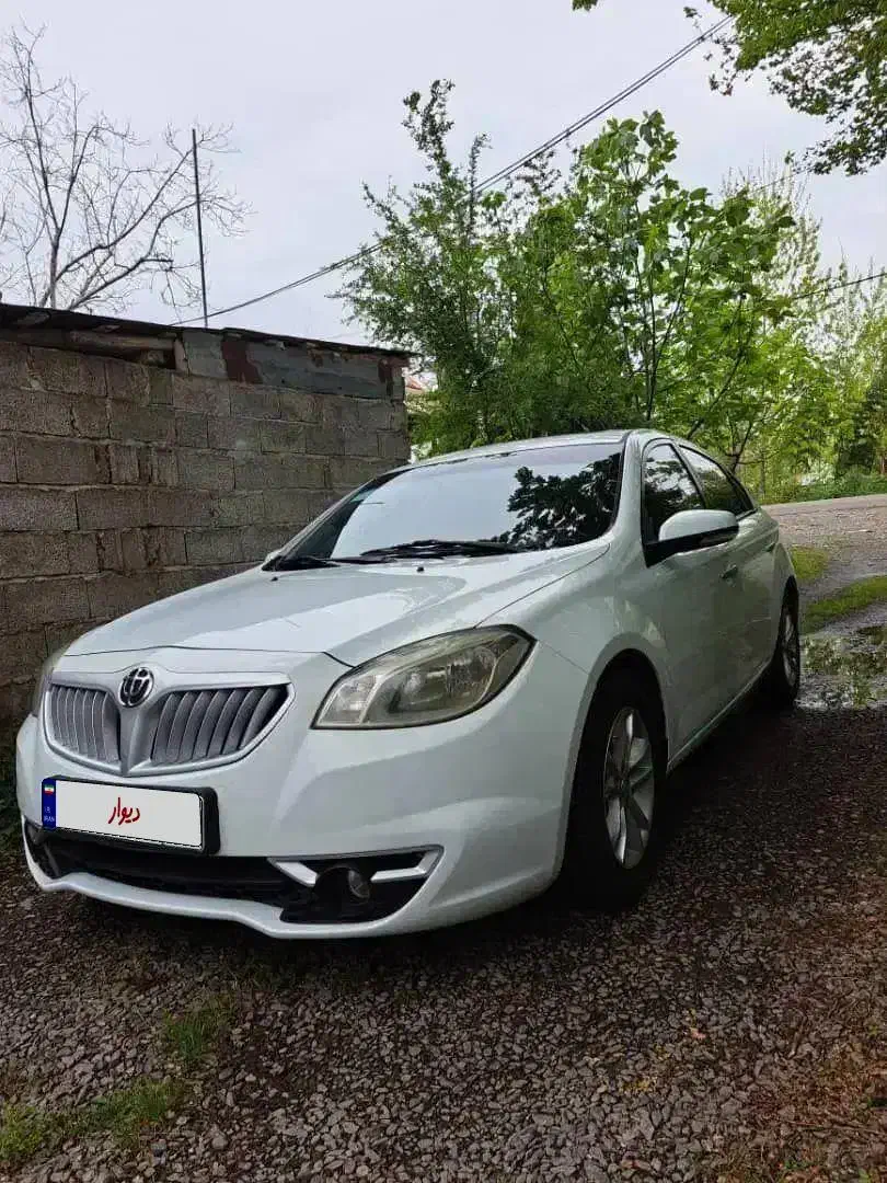 برلیناس ۳۳۰ ۱۶۵۰ اتومات|خودرو سواری و وانت|لاهیجان, جمهوری|دیوار