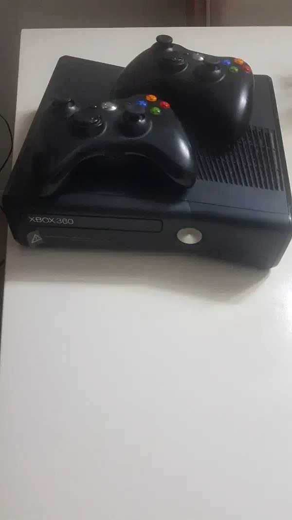 xbox 360 slim 250 gig|کنسول، بازی ویدئویی و آنلاین|اصفهان, مهدی آباد|دیوار