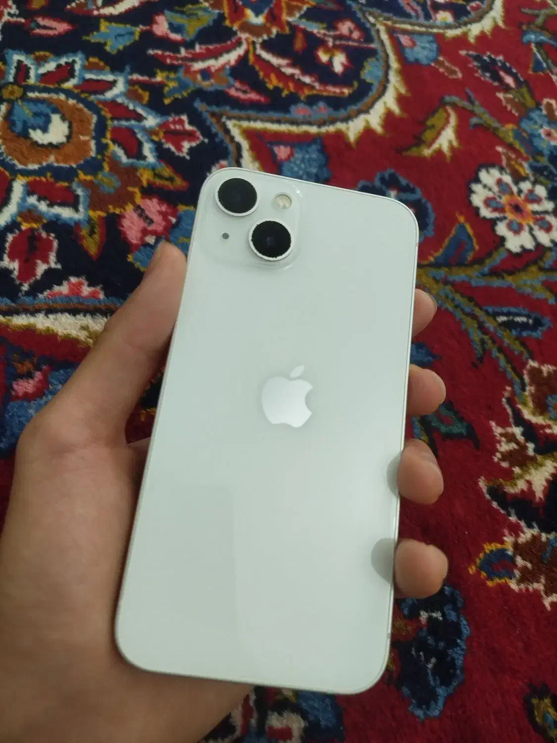 آیفون 13 نرمال|موبایل|میانه, |دیوار