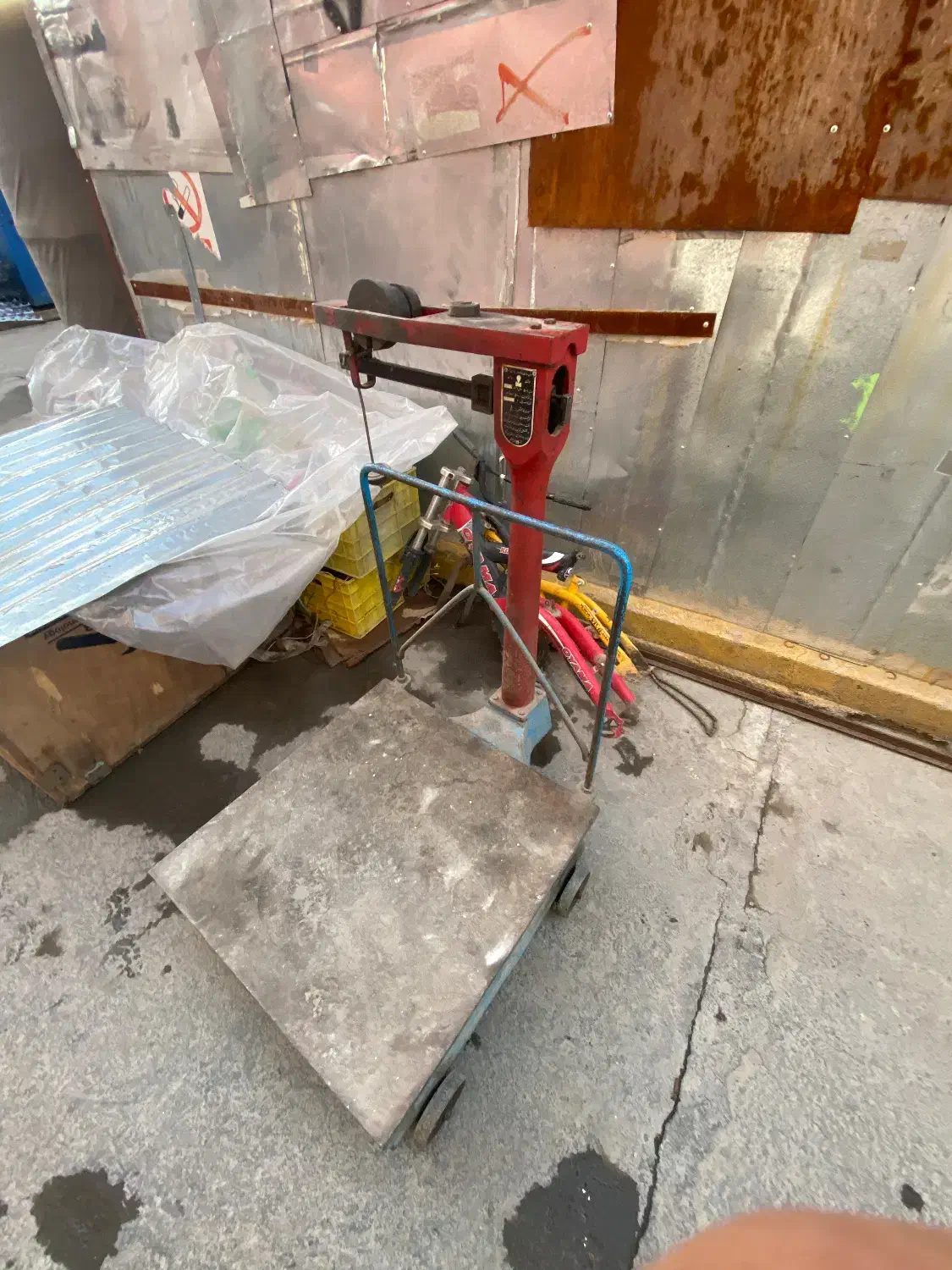 ترازو سنگی|فروشگاه و مغازه|هشتگرد, شهرک اقدسیه|دیوار