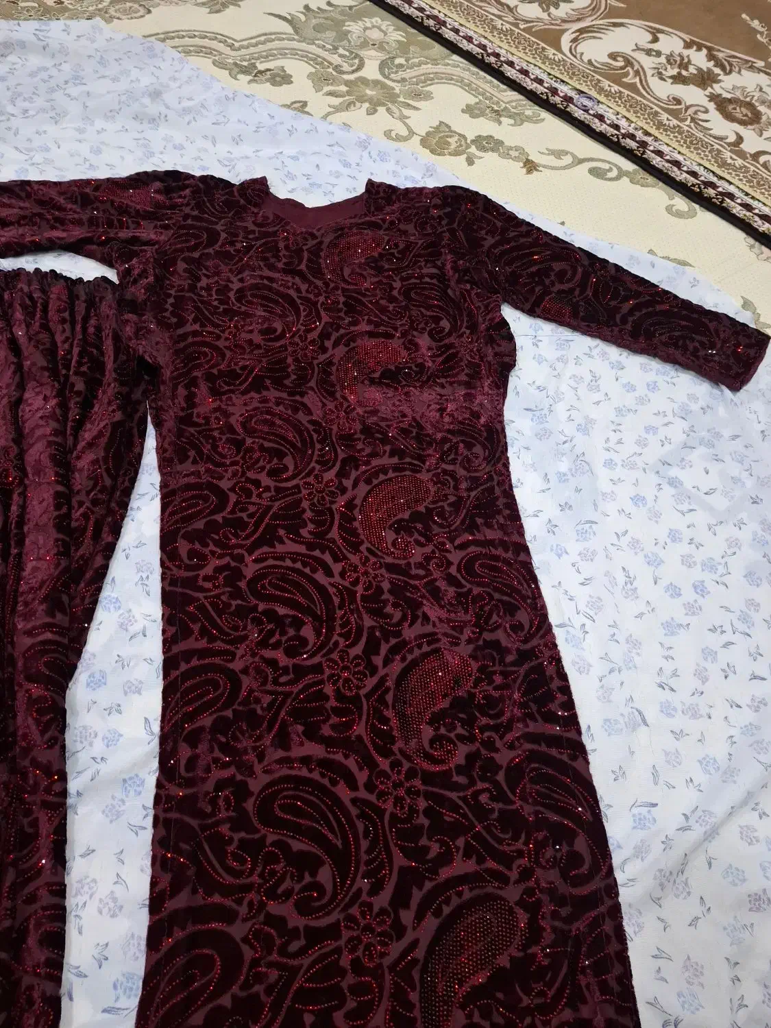 لباس محلی مخمل|لباس|یاسوج, |دیوار