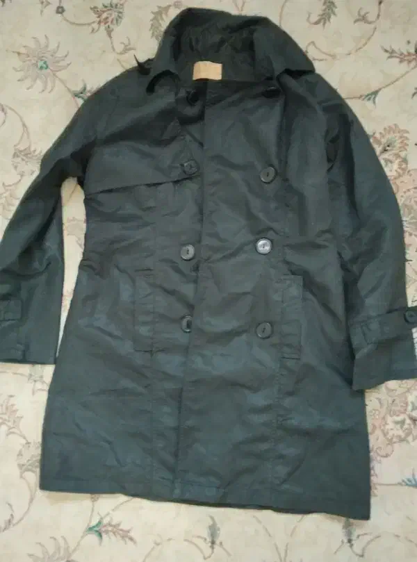 بارونی نو|لباس|سبزوار, امام خمینی (ناوی)|دیوار