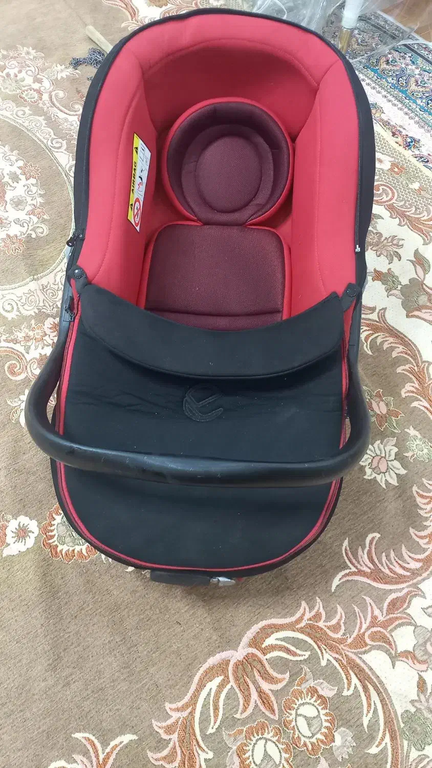 صندلی ماشین کودک سالم|تخت و صندلی بچه|رشت, معلولین|دیوار