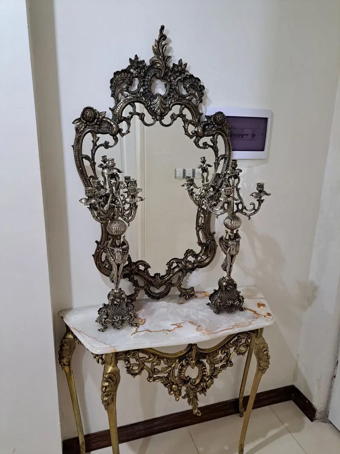 ست آینه و کنسول و شمعدون برنجی|بوفه، ویترین، کنسول|دماوند, مسکن مهر گیلاوند|دیوار