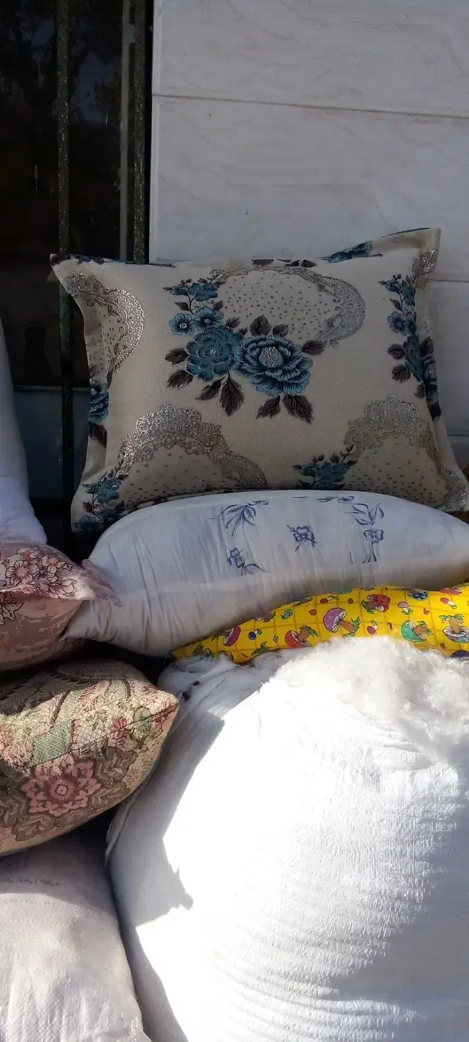 لحافدوزی|رختخواب، بالش، پتو|تربت جام, نظامی|دیوار