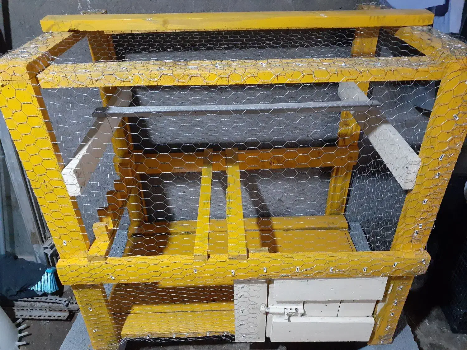 قفس|لوازم جانبی حیوانات|علی‌آباد کتول, |دیوار