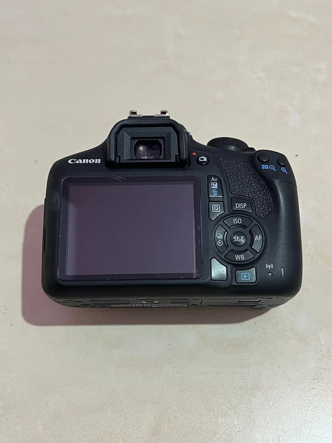 دوربین کنون 2000d|دوربین عکاسی و فیلم‌برداری|اراک, |دیوار