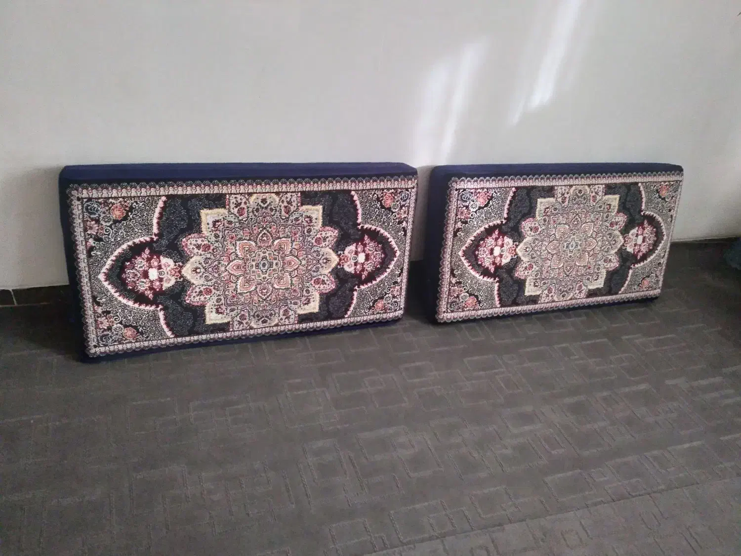 ۴عددپشتی سالم درحدنو....|پشتی|ملایر, |دیوار