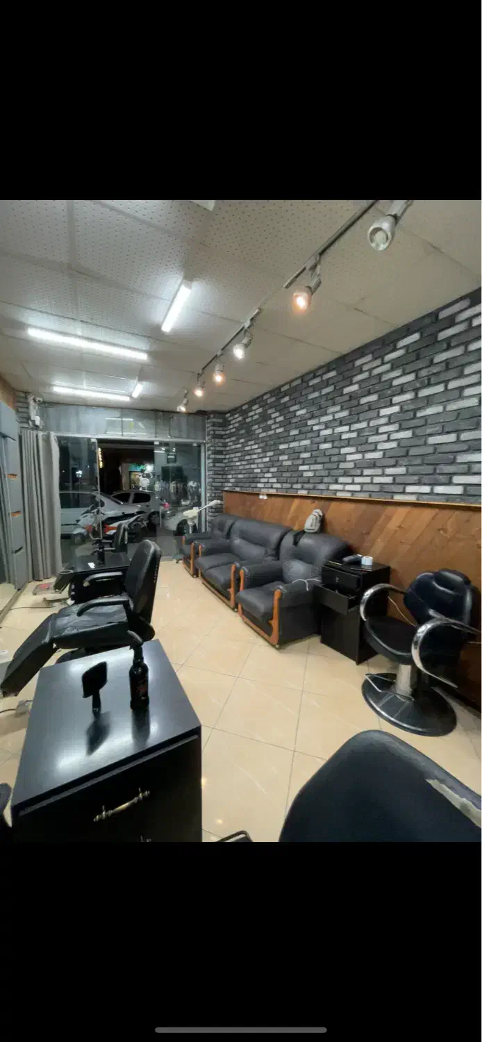 دکور ارایشگاه|آرایشگاه و سالن‌های زیبایی|گرگان, |دیوار