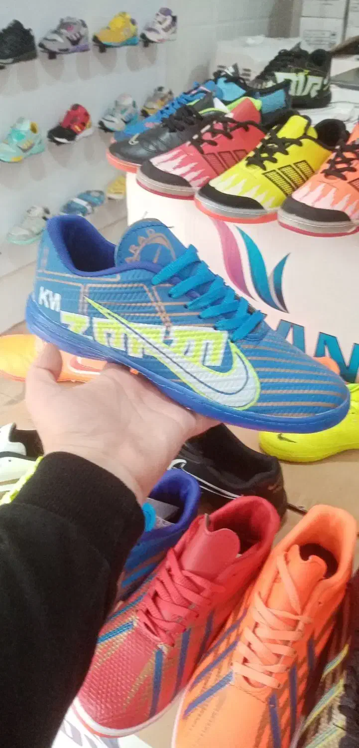 کتونی مدل امباپه مناسب سالنی ورزشی فوتبالی|کیف، کفش، کمربند|قم, ولیعصر|دیوار