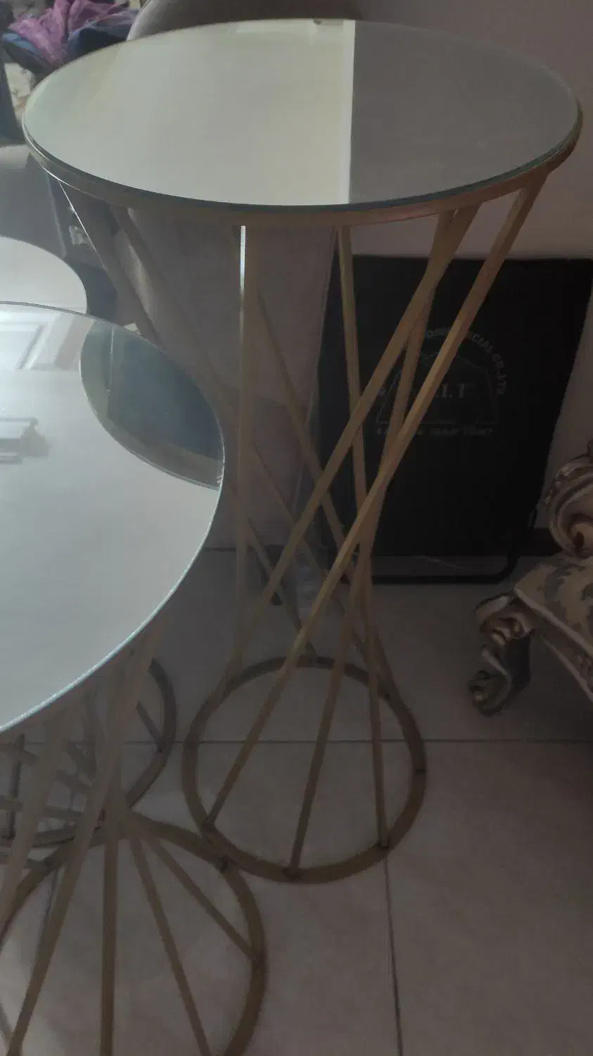 میز کنار سالنی و مراسم بوفه چوبی و قلیان برنزی|مبلمان خانگی و میز عسلی|ارومیه, |دیوار