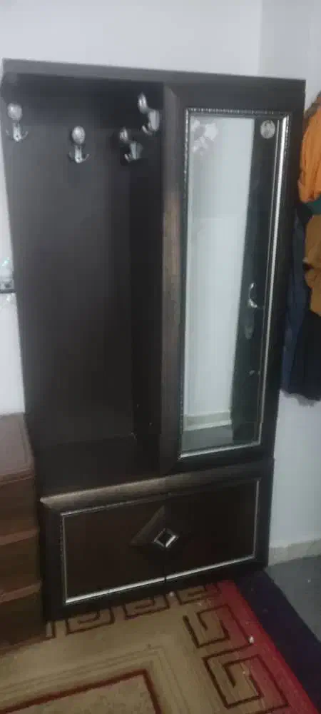 کمد سه کشاب.جا لباس.مدارک|جاکفشی، کمد، دراور|آبادان, |دیوار