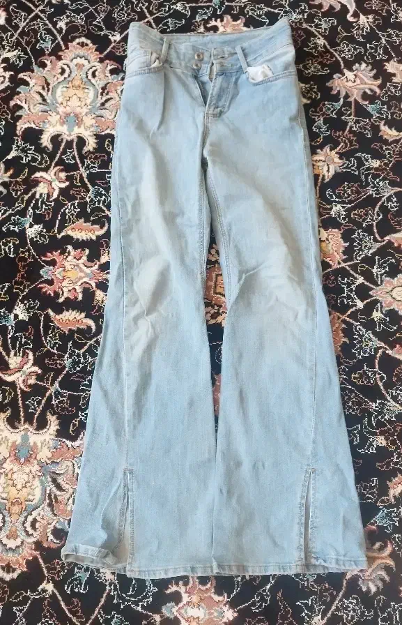 شلوار لی|لباس|جوانرود, |دیوار