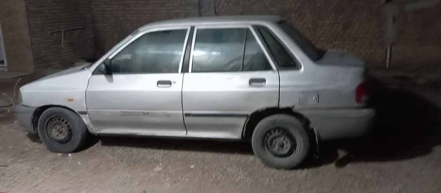 فروش پراید 85 رنگ دارد ولی کم در حدچند لکه|خودرو سواری و وانت|اهواز, کارون|دیوار