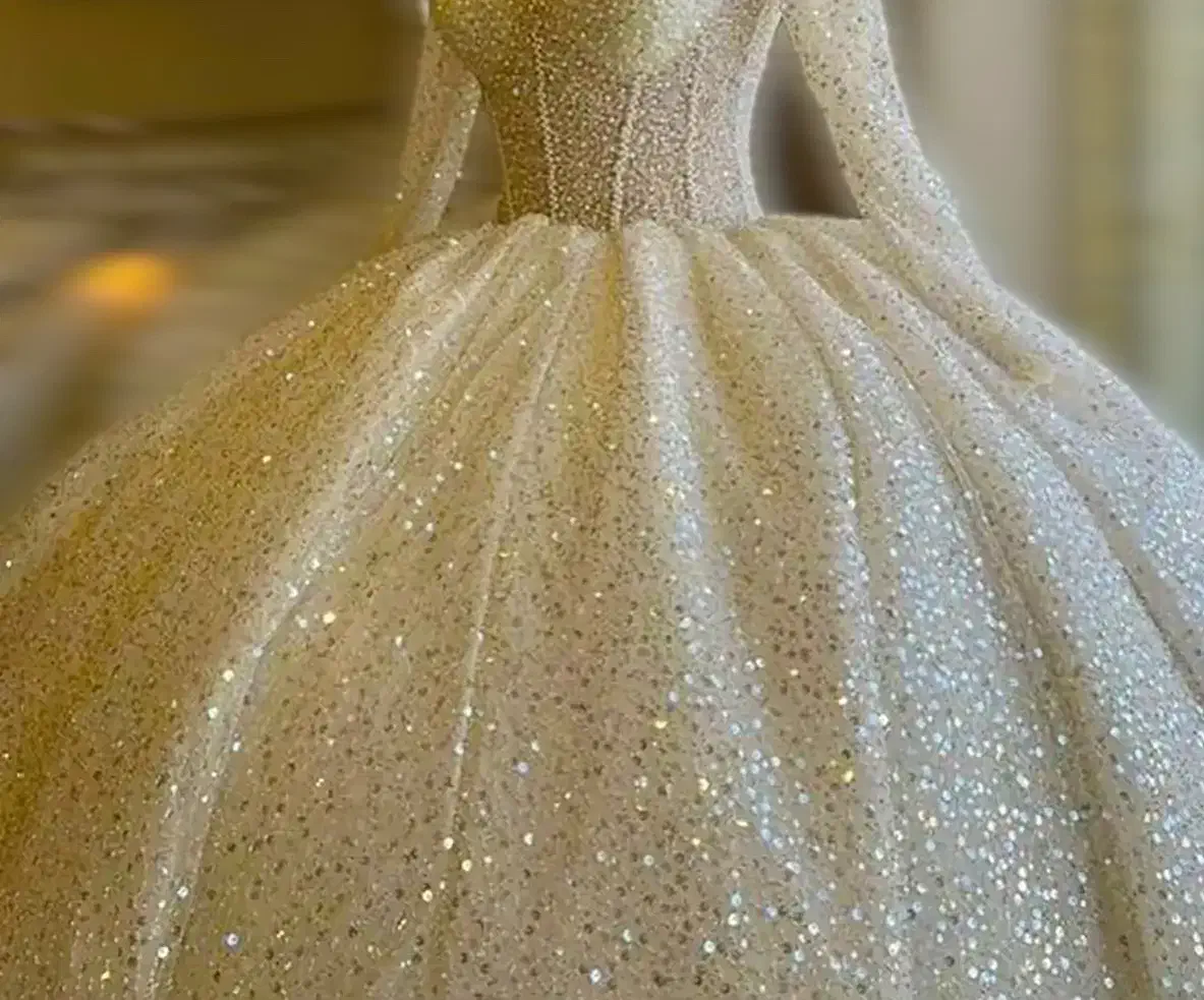 لباس عروس|لباس|اشتهارد, |دیوار