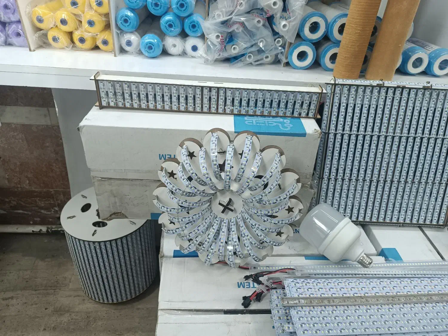 لامپ|لامپ و چراغ|بستان آباد, |دیوار