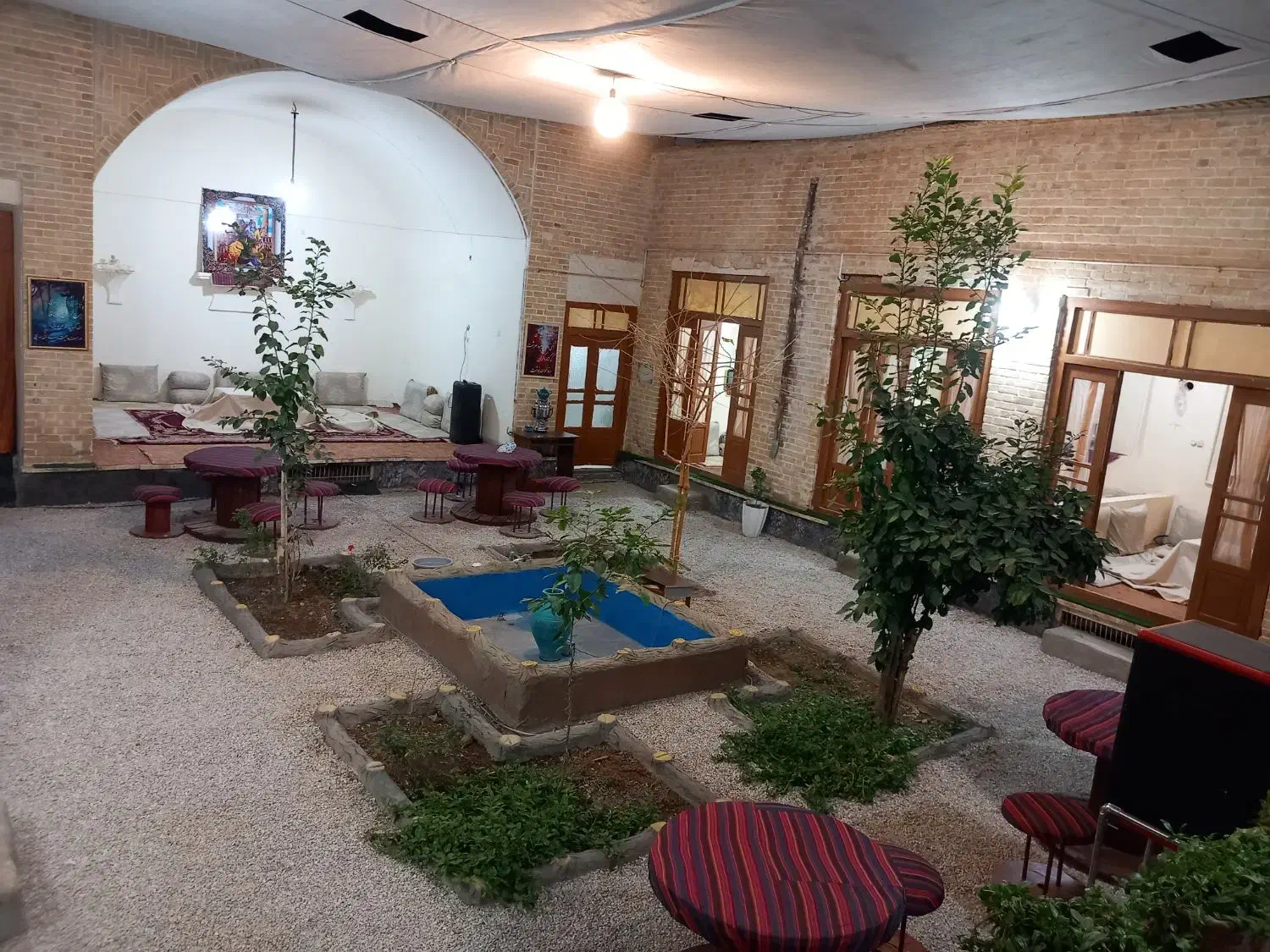 خانه سنتی اجاره روزانه|اجارهٔ کوتاه‌مدت ویلا و باغ|یزد, |دیوار