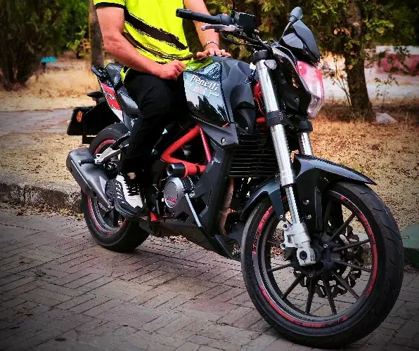 بنلی ۲۵۰ تک وارداتی|موتورسیکلت|اردبیل, |دیوار