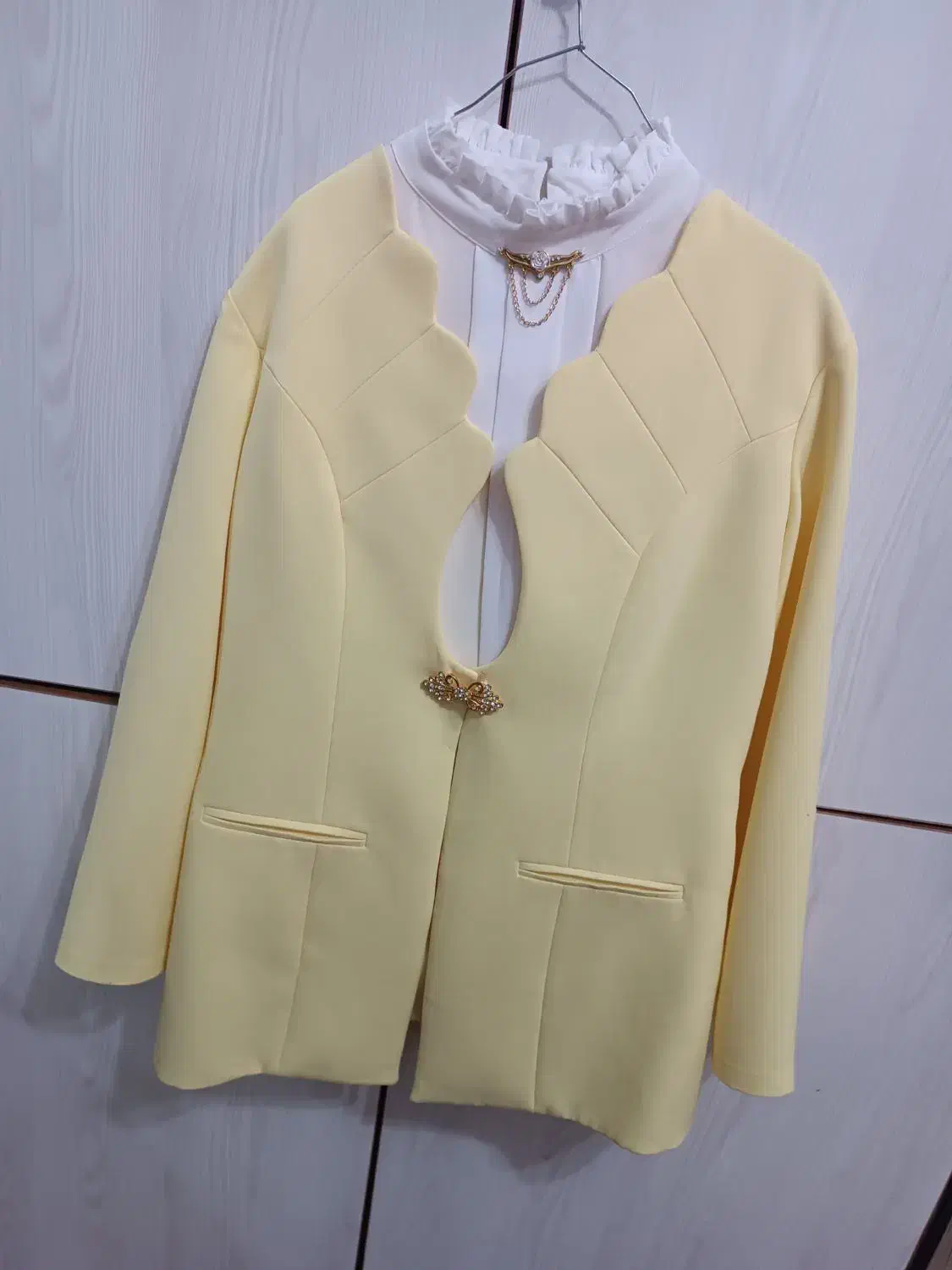 لباس مجلسی لیمویی و انواع کت و مانتو|لباس|بیرجند, |دیوار