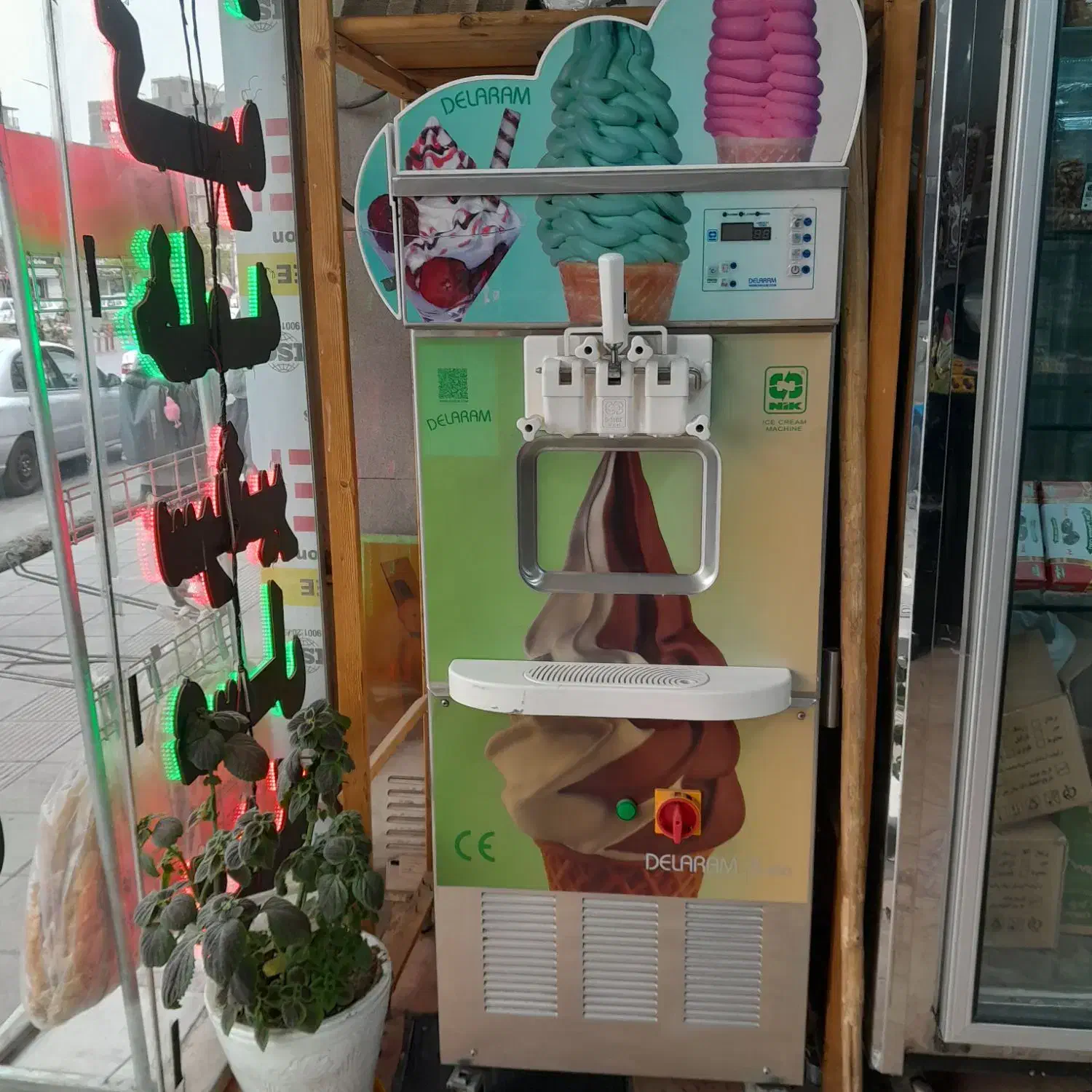 دستگاه بستنی ۳ فاز|فروشگاه و مغازه|ماهدشت, |دیوار