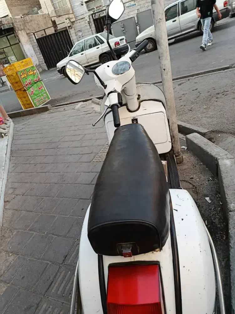 وسپا ۱۲۵ ایتالیایی|موتورسیکلت|تهران, مسعودیه|دیوار