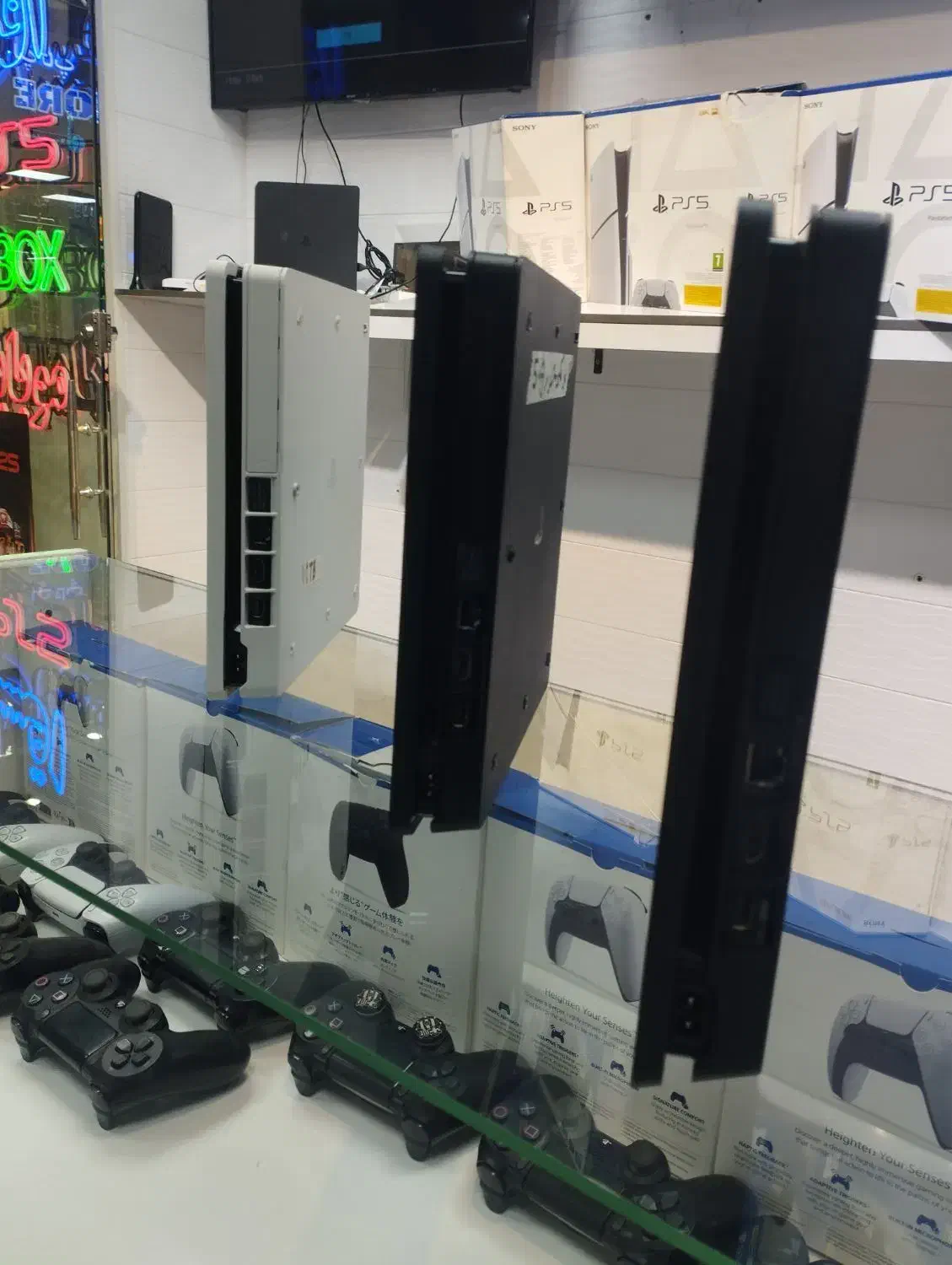 ps4 slim 1tb/500gکپی خور|کنسول، بازی ویدئویی و آنلاین|کرج, اصفهانی‌ها|دیوار