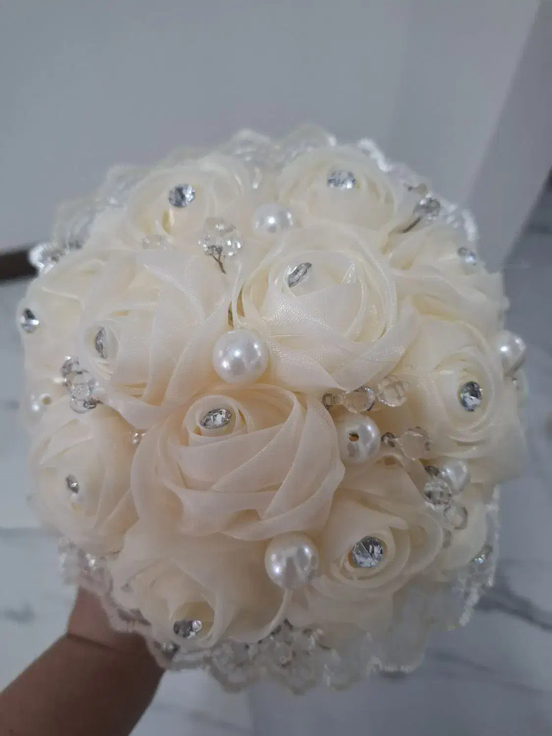 دسته گل عروس نو|گل مصنوعی|اراک, |دیوار