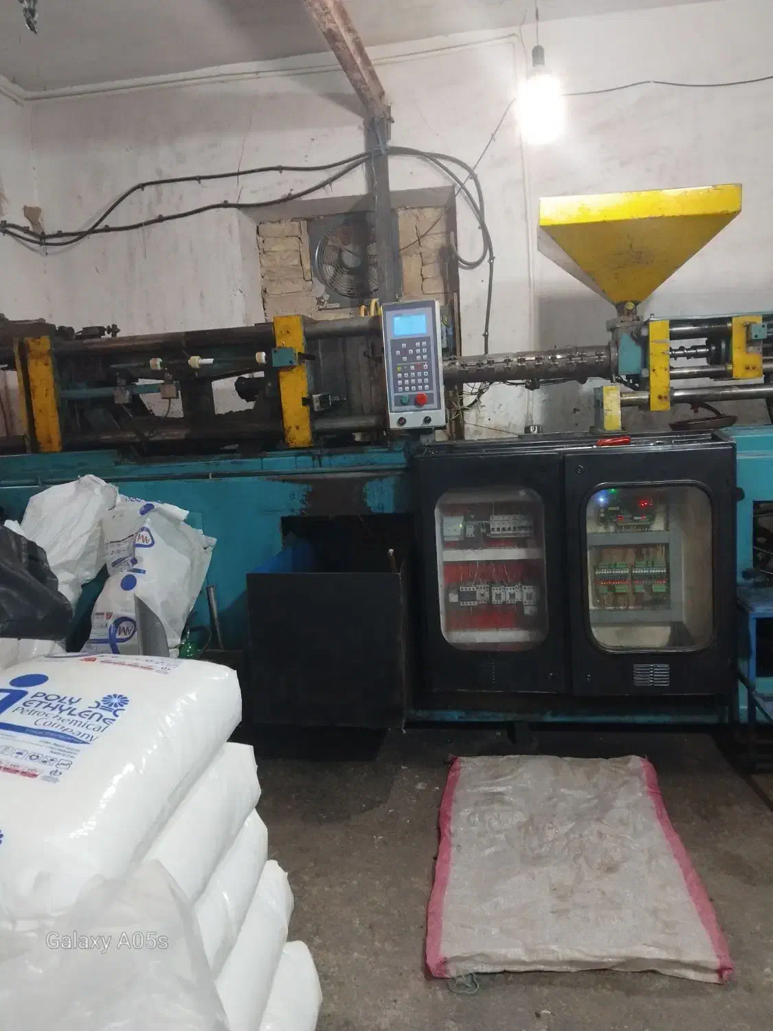 استخدام کارگر تزریق پلاستیک|استخدام صنعتی، فنی، مهندسی|اصفهان, جاوان|دیوار