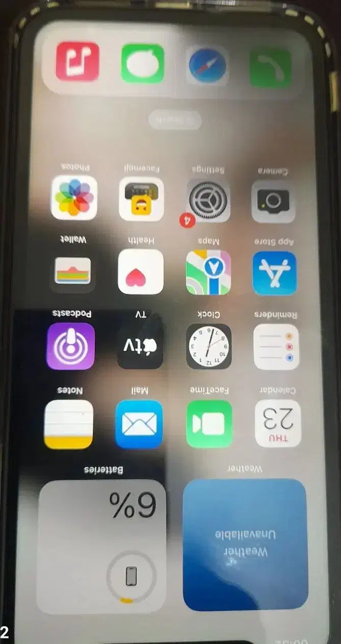 آیفون ۱۱ نرمال|موبایل|پرند, فاز ۶|دیوار