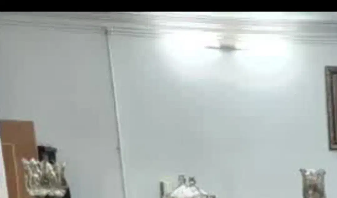 اینه|آینه|قم, قلعه کامکار|دیوار