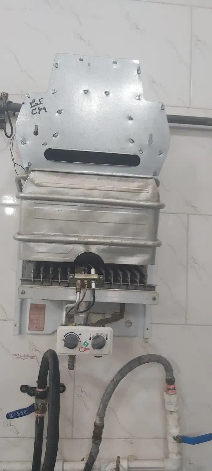 فروش انواع ابگرم کن دست دوم|آبگرمکن، پکیج، شوفاژ|اهواز, رسالت|دیوار