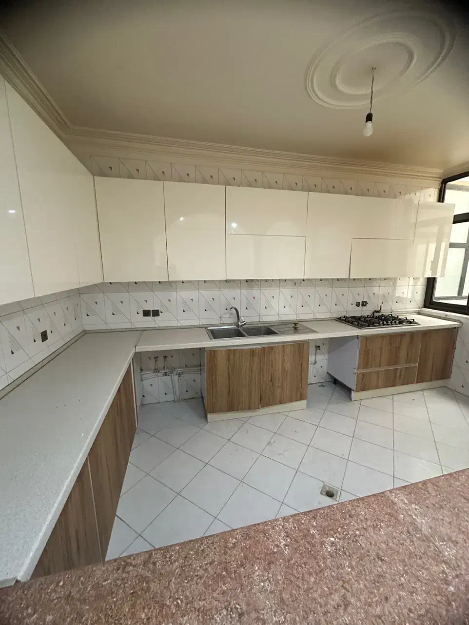 اپارتمان130متری شخصی ساز شهرک گلستان اتریش