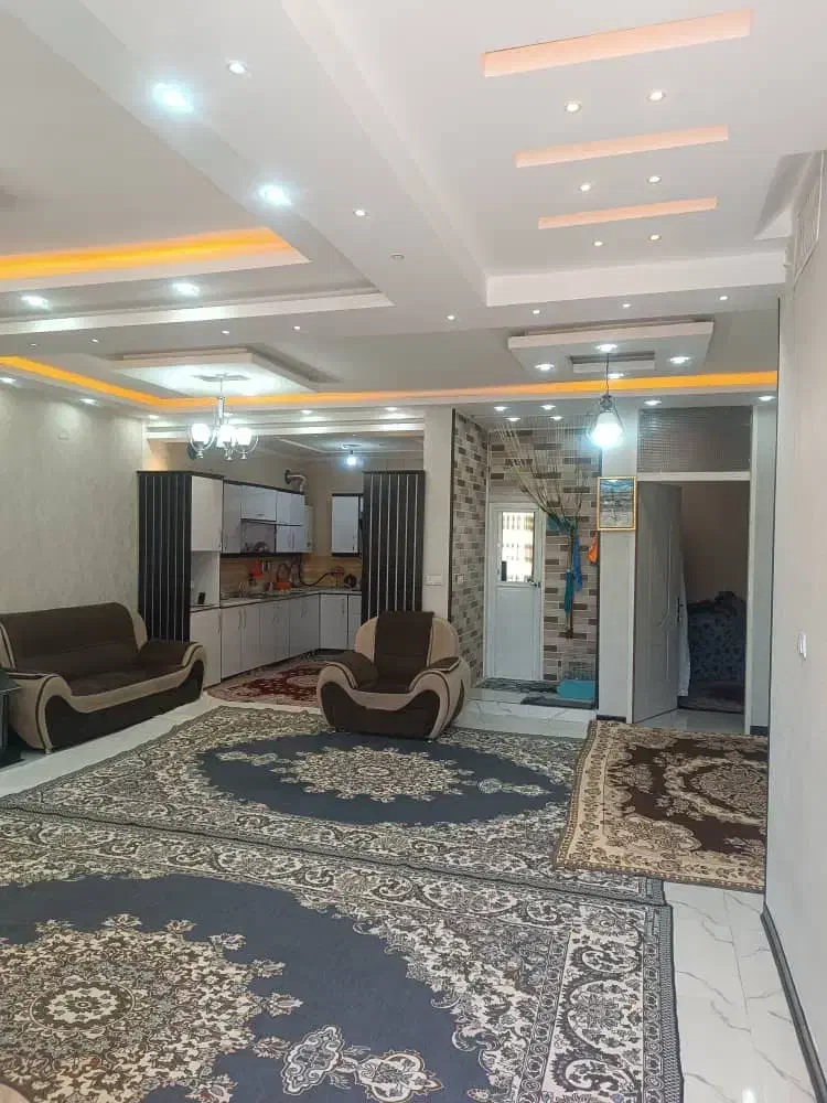 ۳خواب ۲۰۰متری درب حیاط مقر/رازی/ایثار|فروش خانه و ویلا|شیراز, کوزه گری|دیوار