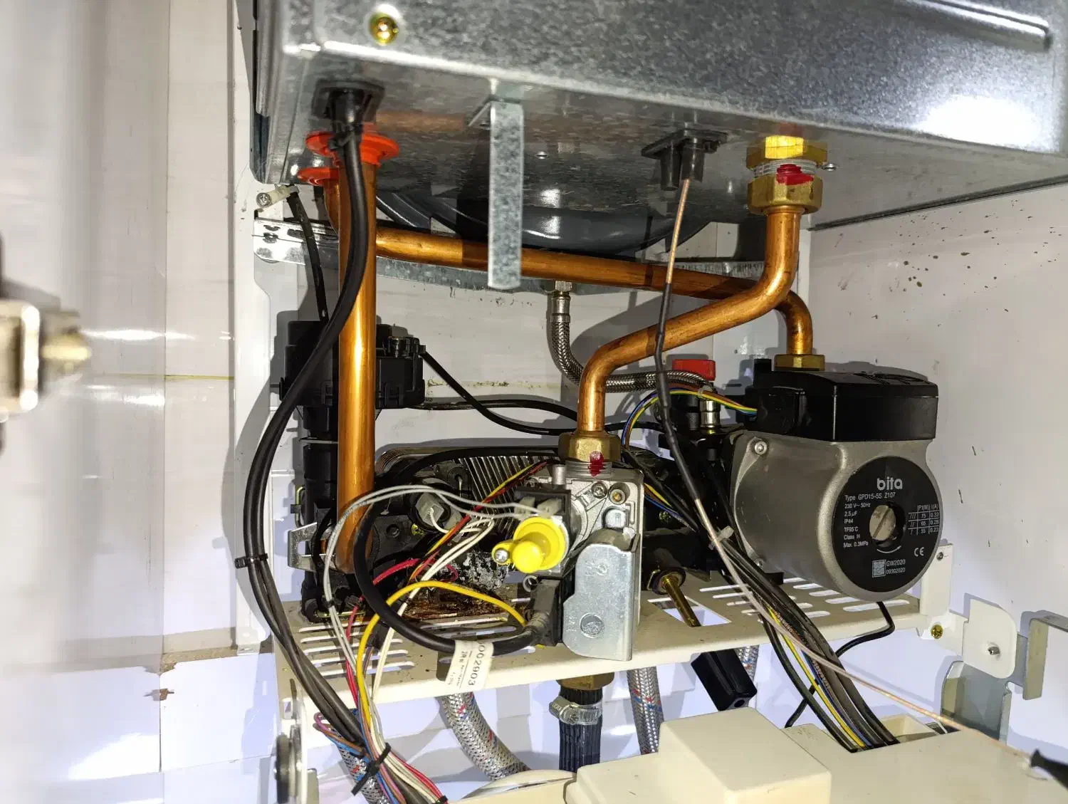 نمایندگی پکیج بوتان، لباسشویی،کولر گازی ،لوله کشی|آبگرمکن، پکیج، شوفاژ|پرند, فاز ۰|دیوار